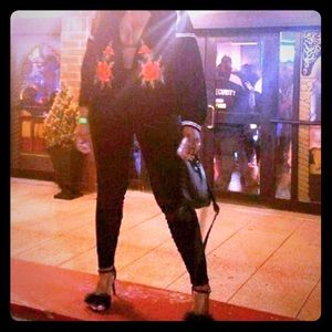 Matching top & high waisted bottom(legging fit)